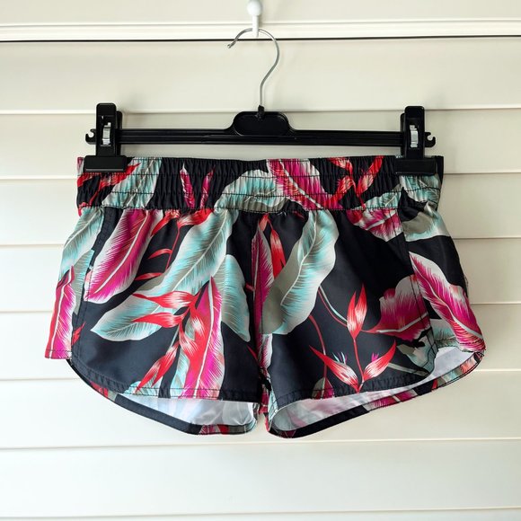 Volcom Black Fronds 4ever 2" Board Shorts size Small - Picture 3 of 12